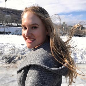 Meet your Posher, Louise